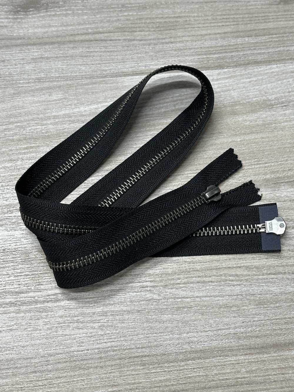 5RGTHMMR-OUTLET Cerniera In Metallo Taglia 5, Argento Antico, Separatore Bidirezionale YKK