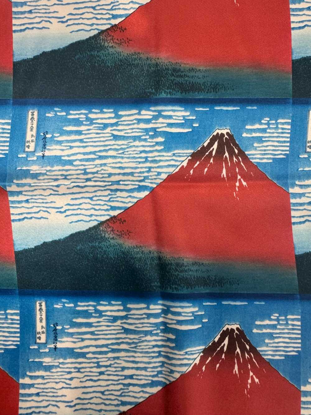 TPS3002 Fodera Con Stampa Katsushika Hokusai, Motivo Ripetuto[Liner]