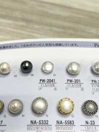 PW201 Forma Rasata A Forma Di Piede Quadrato Con Bottoni Tono Perla[Pulsante] IRIS Sottofoto