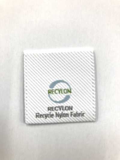 Etichetta tessuta Resilon