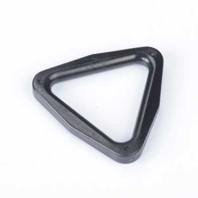TR Anello triangolare