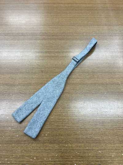 CAMT-3 Papillon annodato a mano in cashmere, grigio