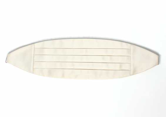 CM-203 Fascia da smoking con paramontura in seta premium, bianco sporco