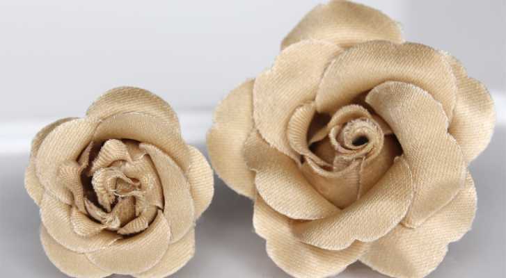 VBTA-07 VANNERS Boutonniere oro champagne