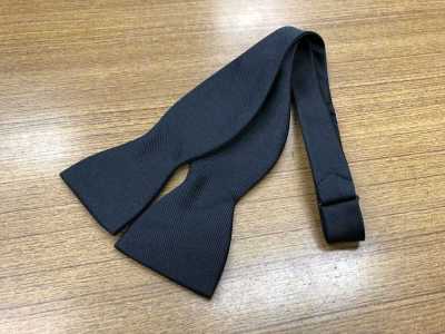 VMT-04 Papillon annodato a mano in tessuto VANNERS nero twill