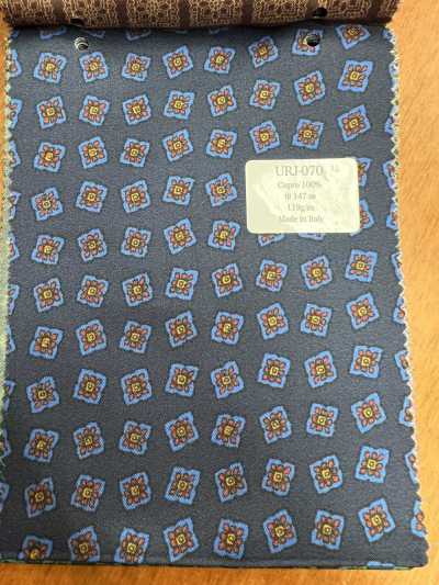 URJ-070 Fodera stampata in cupro 100% Made in Italy, piccolo motivo floreale blu