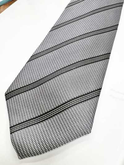 NE-28-OUT [Outlet] Cravatta formale Made in Japan a righe grigio scuro