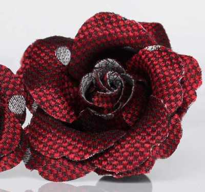 BTA-600 Fiore all'occhiello jacquard in seta Made in Japan, motivo a pois, rosso
