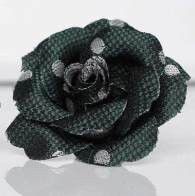 BTA-601 Boutonniere in jacquard di seta di produzione giapponese, motivo a pois, rosso