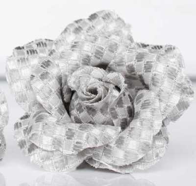 BTA-985 Boutonnière jacquard in seta Made in Japan, motivo Kanoko, grigio chiaro